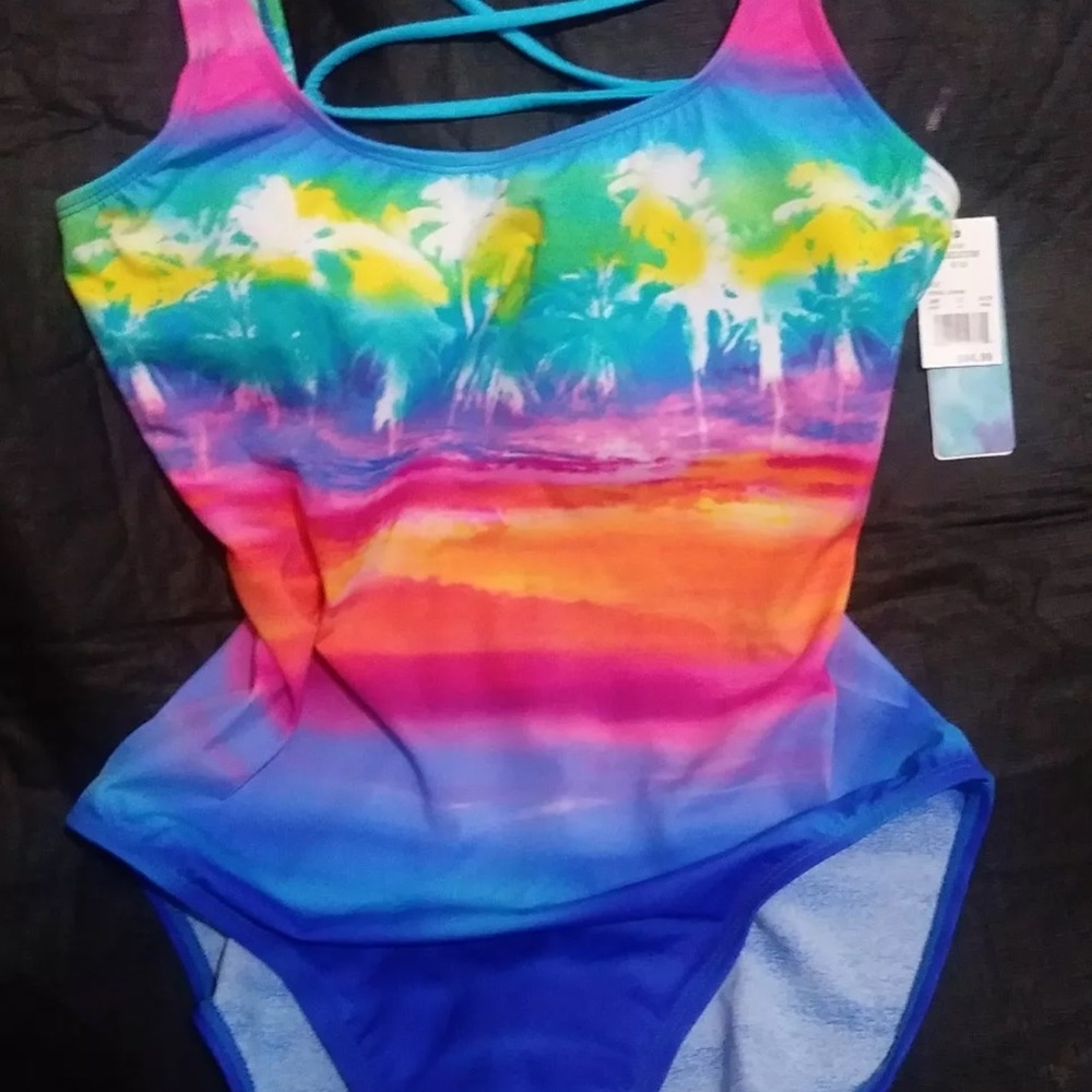 Slimming suit Beach Betty one piece NWT